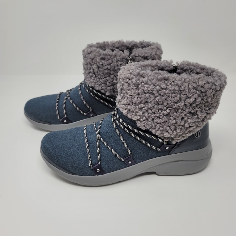 Bzees Ovation Blue Gray Sherpa Side Zip Ankle Boot Bootie Sz 8W Machine Washable - Picture 3 of 13